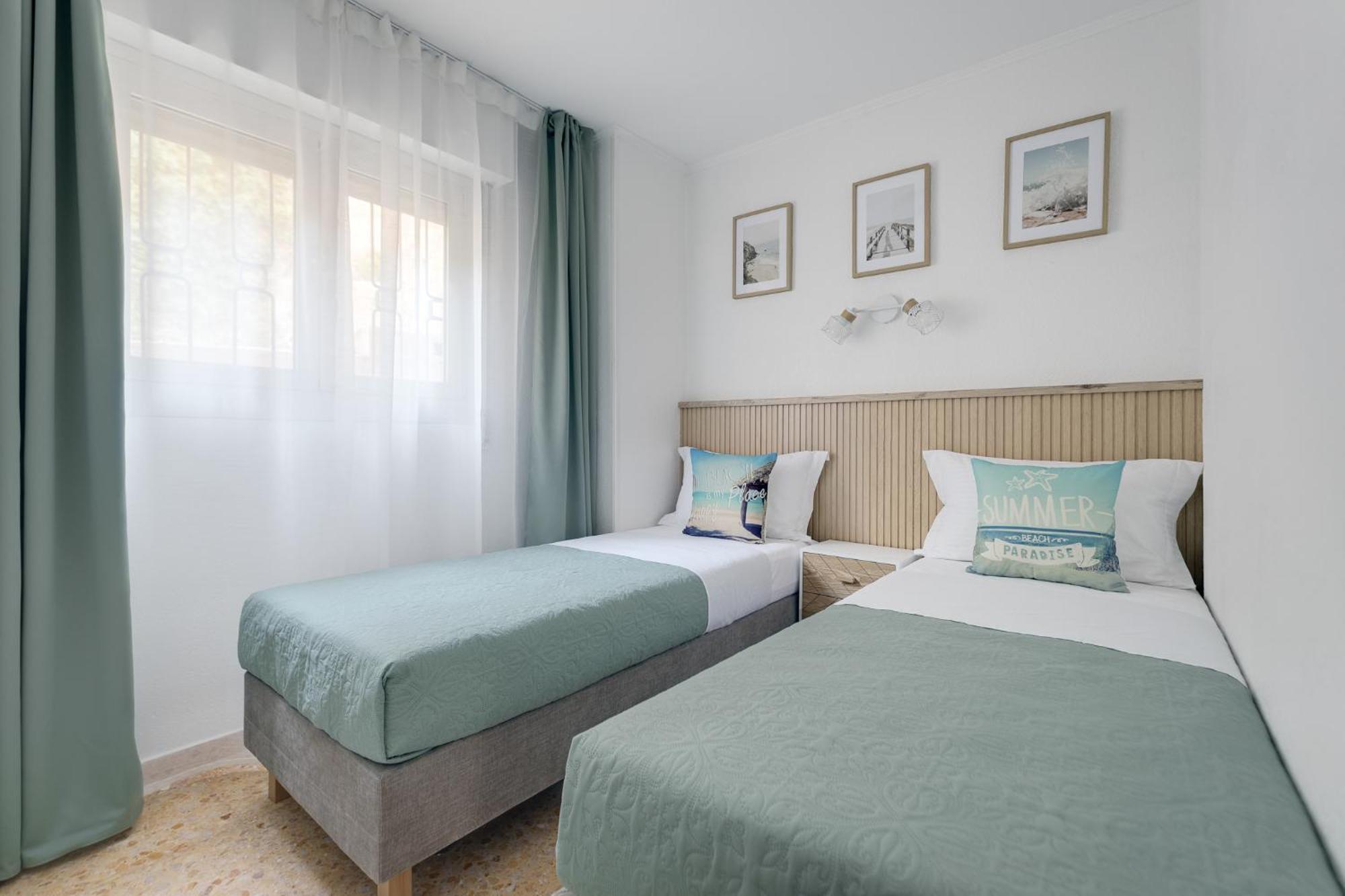 Europa Club Apartment, La Cala De Finestrat, Benidorm, Next To The Beach, Ground Floor, Air Cond Exteriör bild